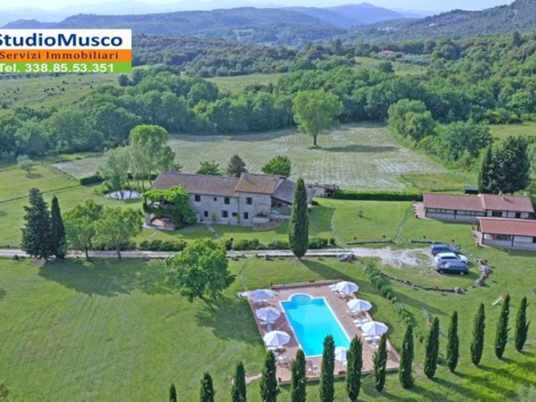 casa indipendente in vendita a Narni