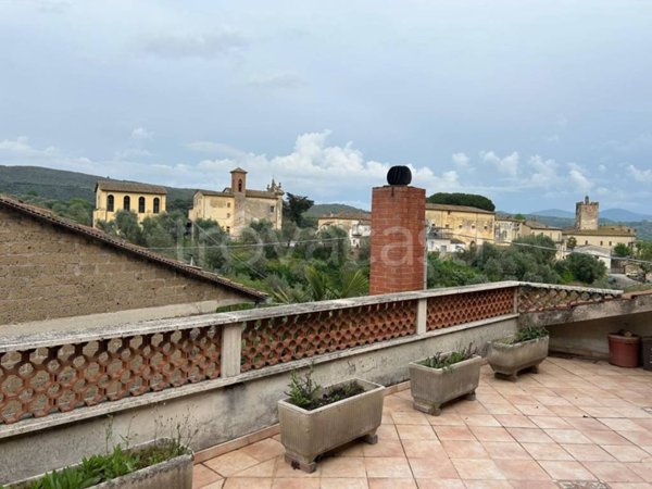 appartamento in vendita a Narni in zona Montoro