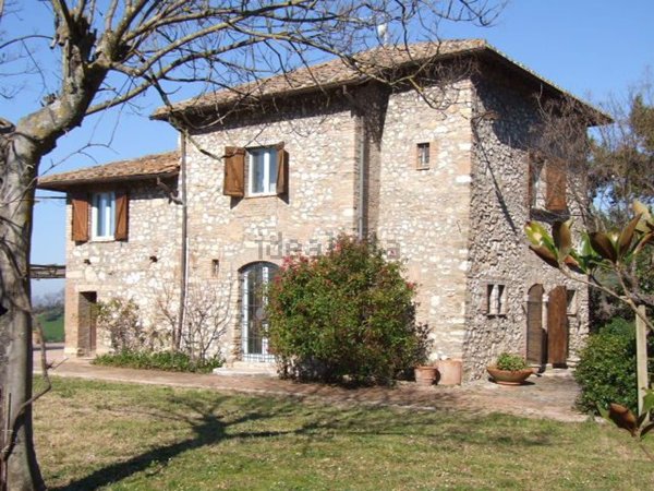 casa indipendente in vendita a Narni in zona Vigne