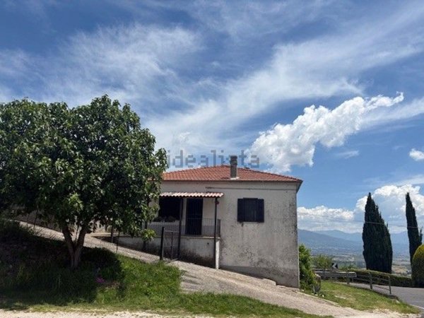 casa indipendente in vendita a Narni in zona Capitone