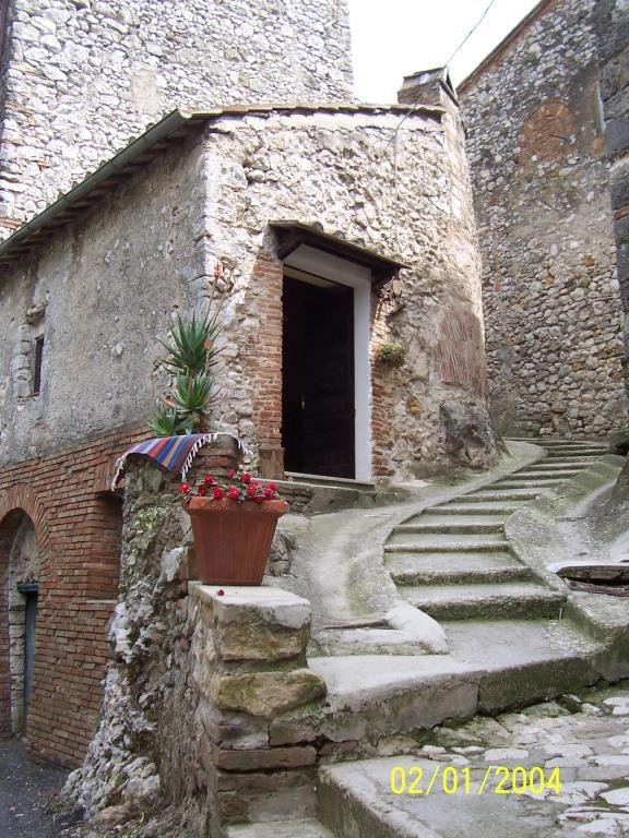 casa indipendente in vendita a Narni in zona Nera Montoro
