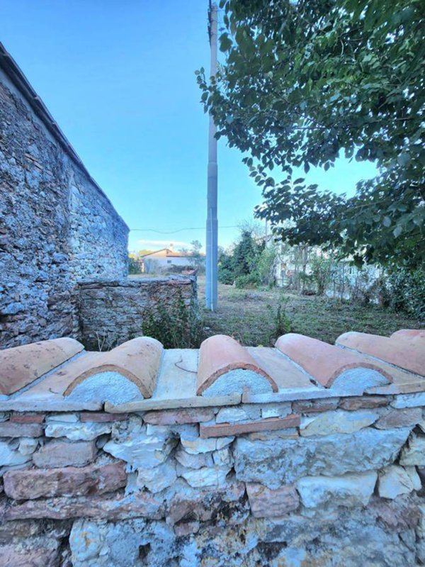 casa indipendente in vendita a Narni