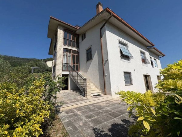 casa indipendente in vendita a Narni in zona Narni Scalo