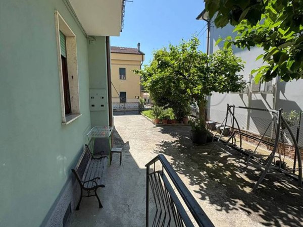 appartamento in vendita a Narni in zona Narni Scalo