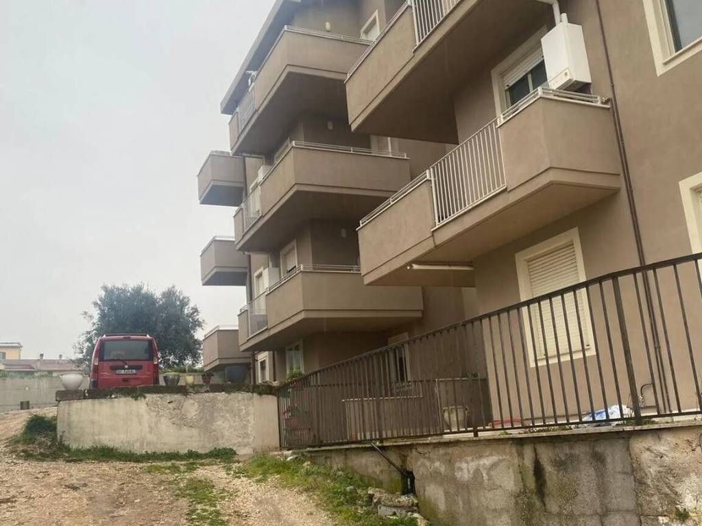 appartamento in vendita a Narni in zona Schifanoia