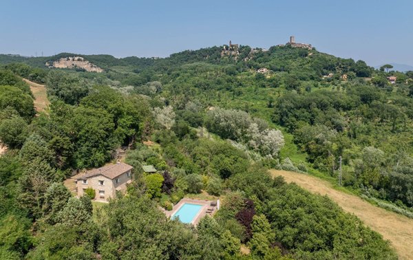 casa indipendente in vendita a Narni