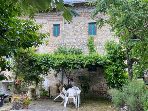 casa indipendente in vendita a Narni in zona Capitone