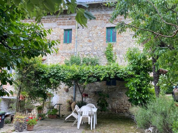 casa indipendente in vendita a Narni in zona Capitone