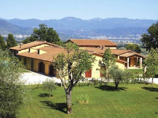 casa indipendente in vendita a Narni