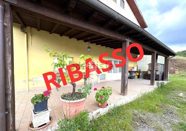 casa indipendente in vendita a Narni