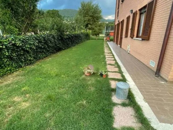 appartamento in vendita a Narni in zona Narni Scalo