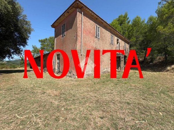 casa indipendente in vendita a Narni