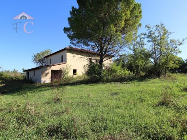 casa indipendente in vendita a Narni