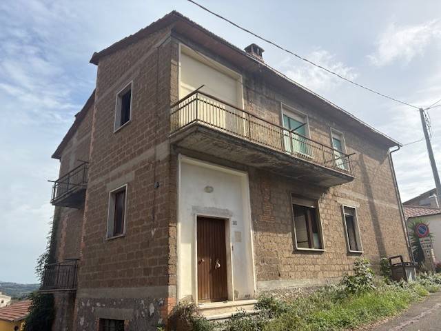 appartamento in vendita a Narni in zona Montoro
