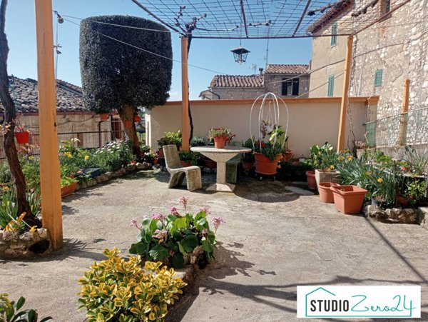 casa indipendente in vendita a Narni in zona Taizzano