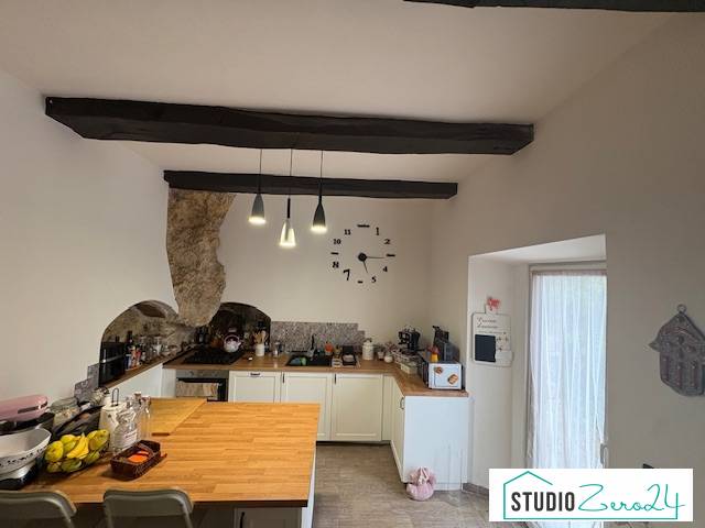 casa indipendente in vendita a Narni in zona Capitone