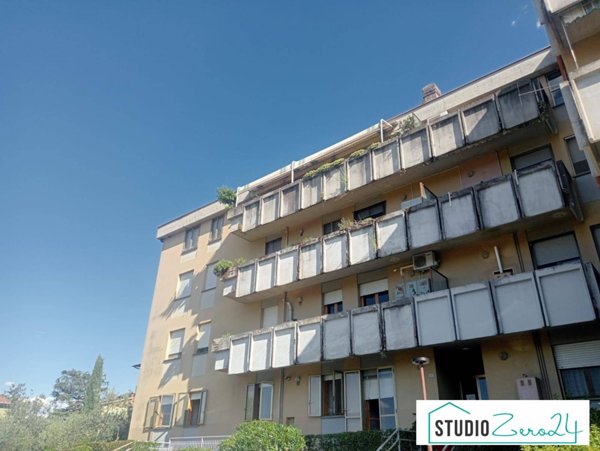 appartamento in vendita a Narni in zona Santa Lucia