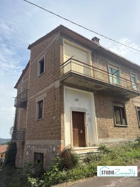 appartamento in vendita a Narni in zona Montoro