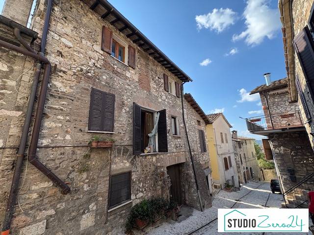 casa indipendente in vendita a Narni