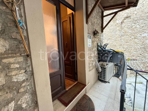 casa indipendente in vendita a Narni