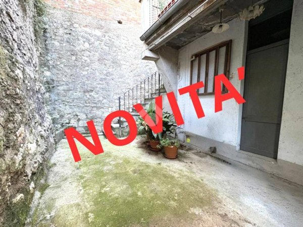 casa indipendente in vendita a Narni