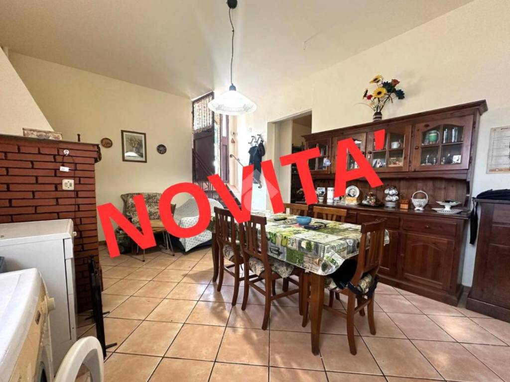casa indipendente in vendita a Narni