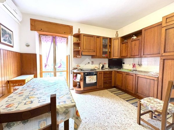 casa indipendente in vendita a Narni