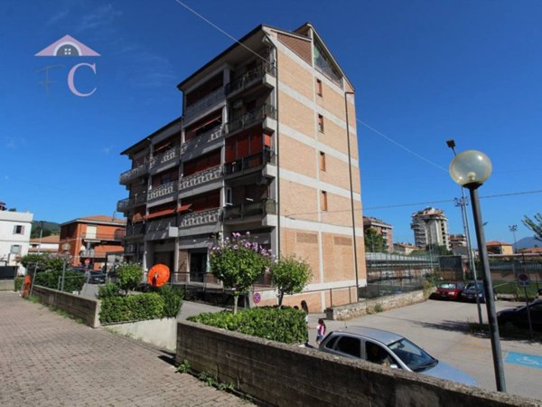 appartamento in vendita a Narni in zona Narni Scalo