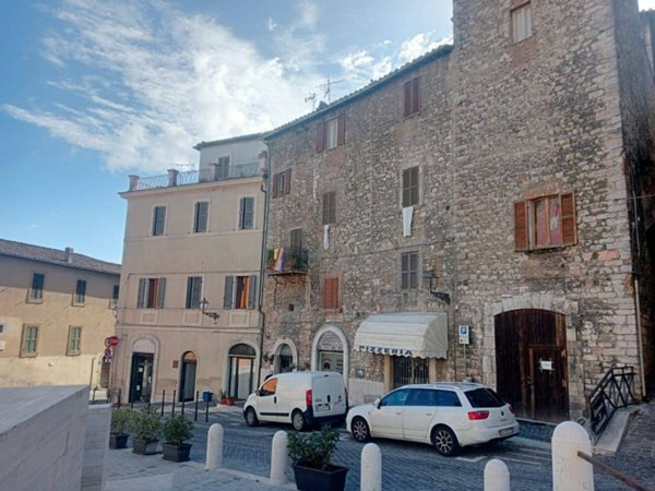 negozio in vendita a Narni