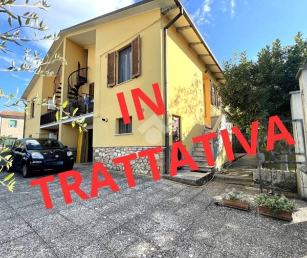 casa indipendente in vendita a Narni in zona Santa Lucia