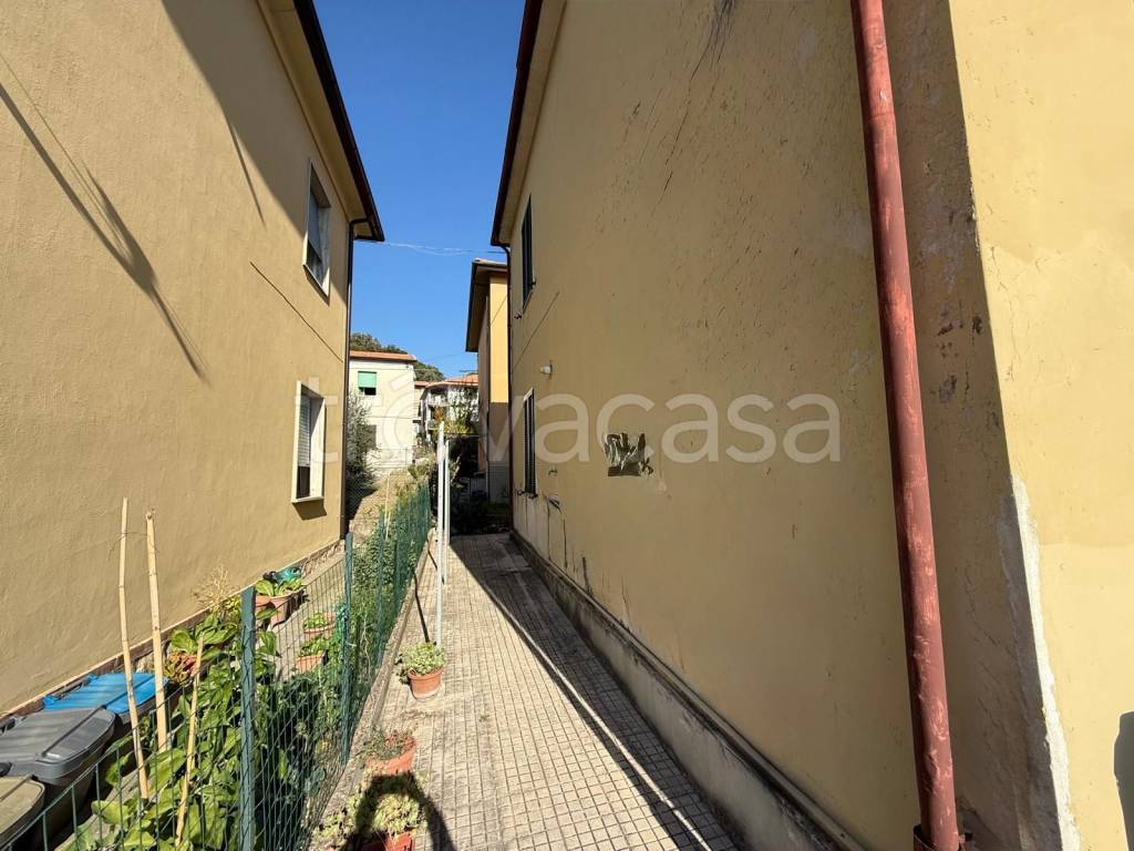 casa indipendente in vendita a Narni in zona Narni Scalo