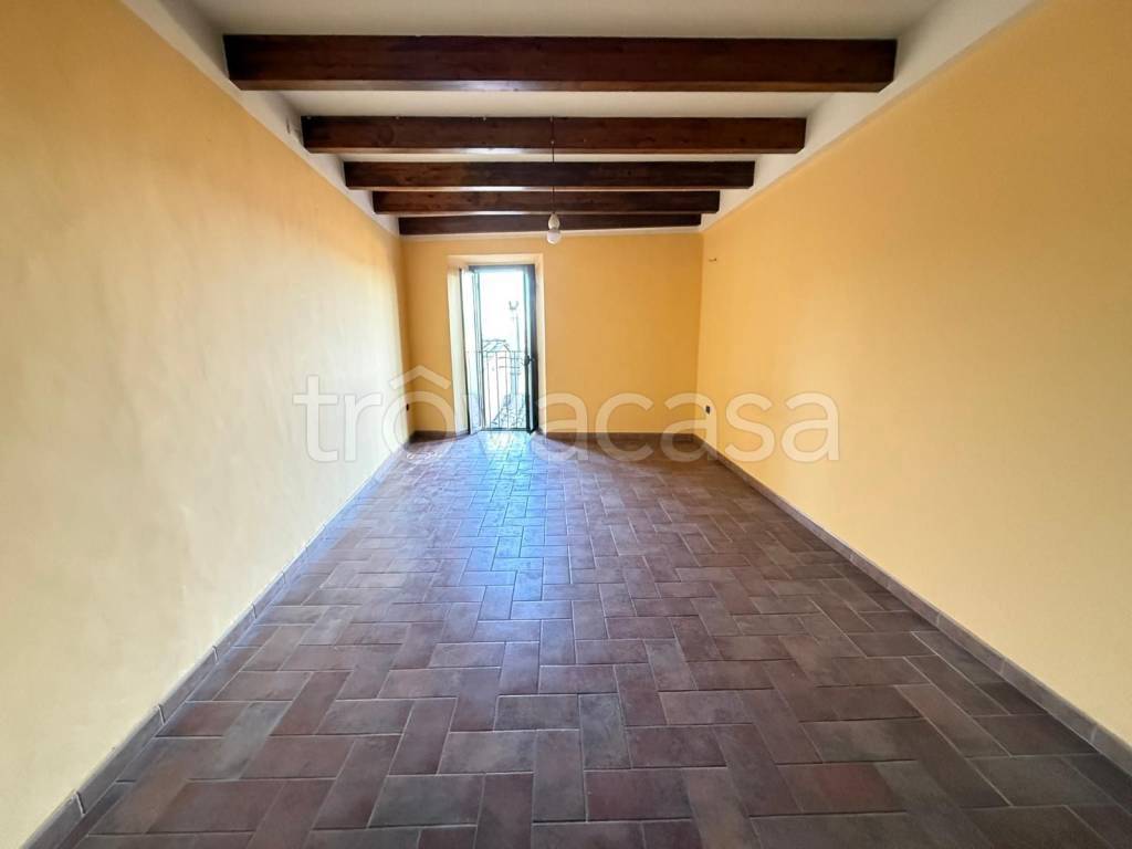 appartamento in vendita a Narni in zona Stifone