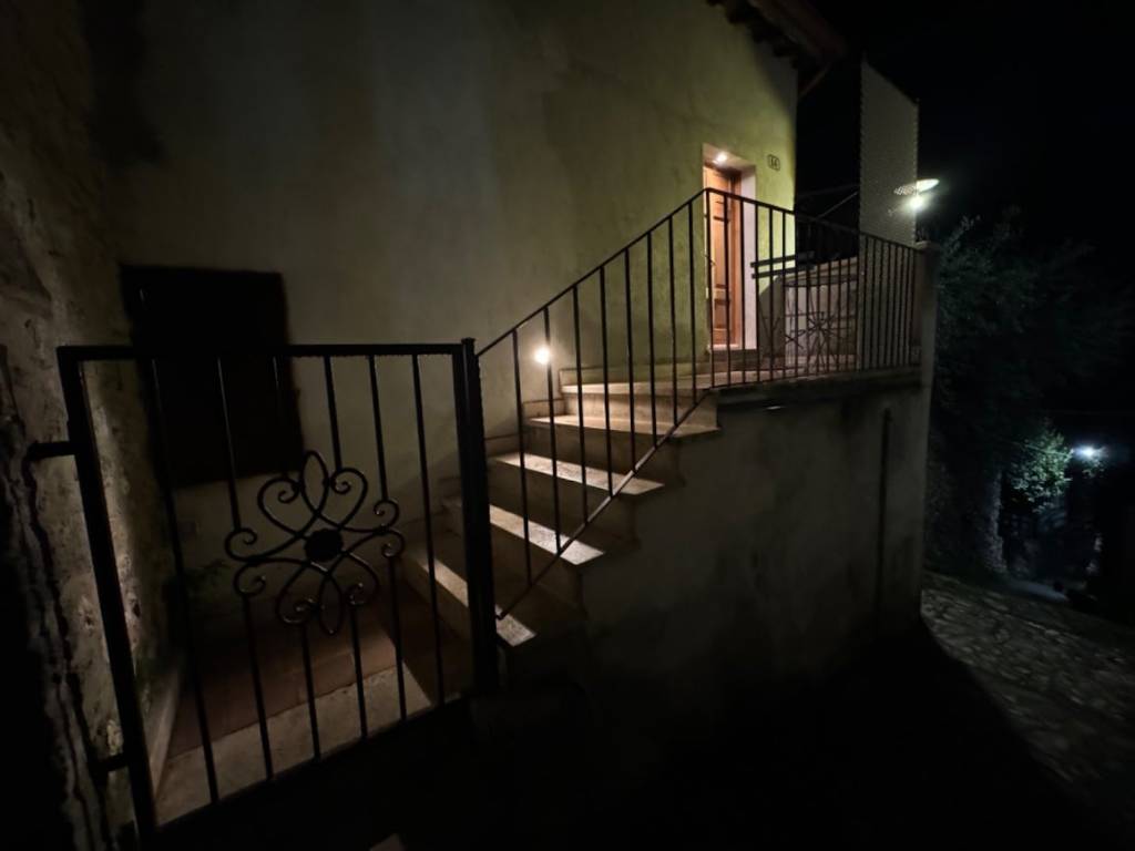 casa indipendente in vendita a Narni