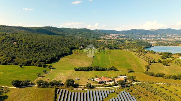 casa indipendente in vendita a Narni