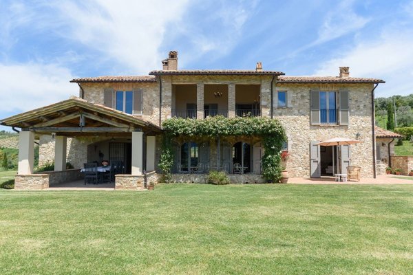 casa indipendente in vendita a Narni