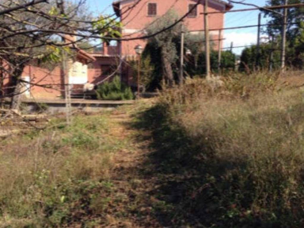 intera palazzina in vendita a Narni