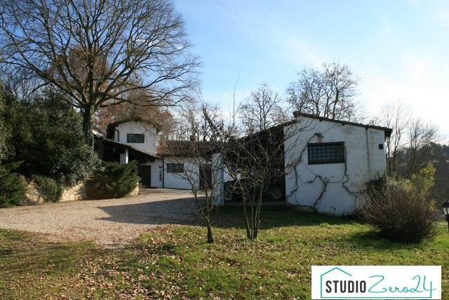 casa indipendente in vendita a Narni