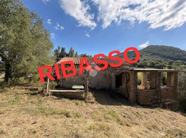 casa indipendente in vendita a Narni