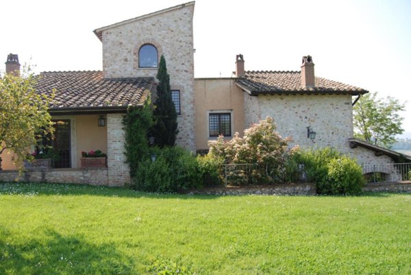 casa indipendente in vendita a Narni in zona Montoro