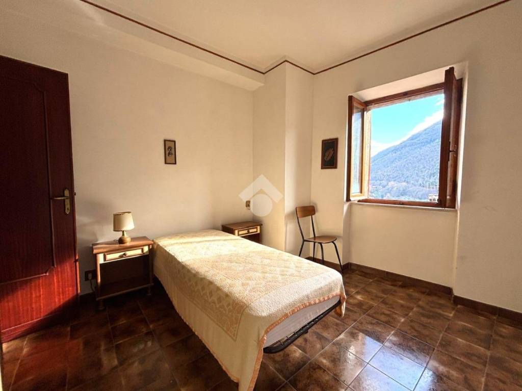 casa indipendente in vendita a Narni