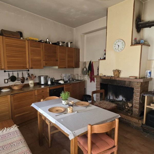 quadrivano in vendita a Narni in zona Itieli