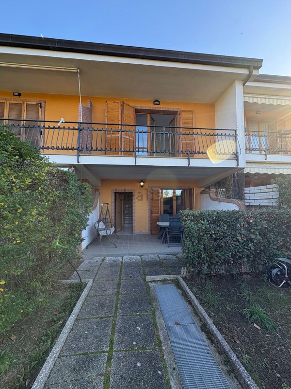 casa indipendente in vendita a Narni