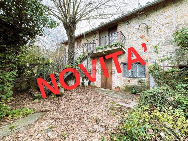 casa indipendente in vendita a Narni