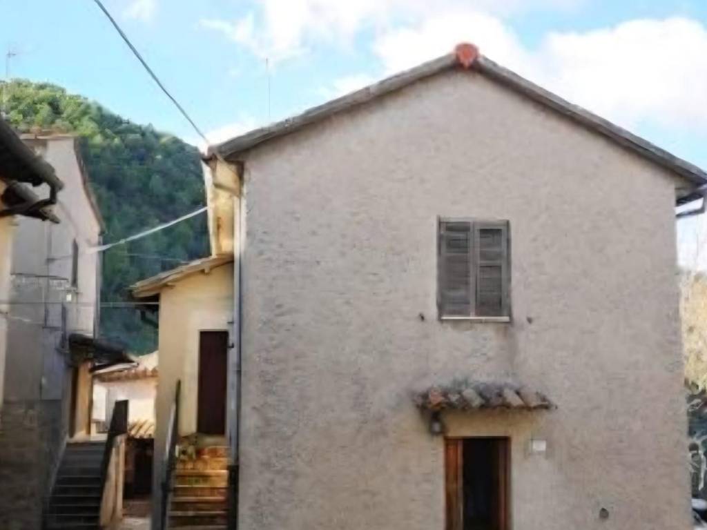 casa indipendente in vendita a Narni in zona Sant'Urbano