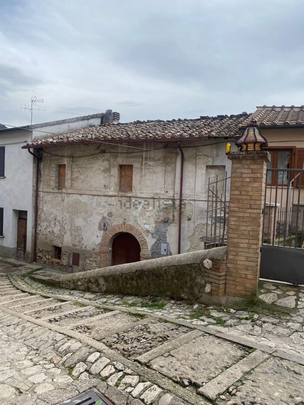 appartamento in vendita a Narni in zona Taizzano