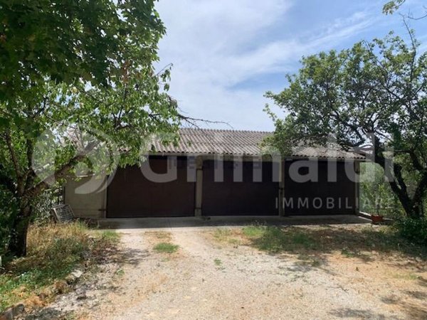 casa indipendente in vendita a Narni