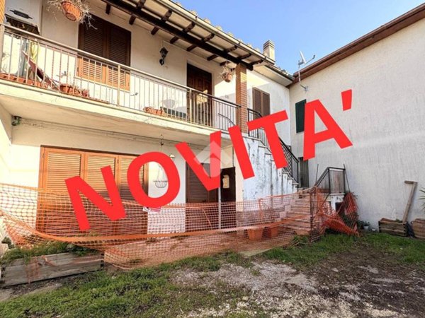 casa indipendente in vendita a Narni in zona Gualdo