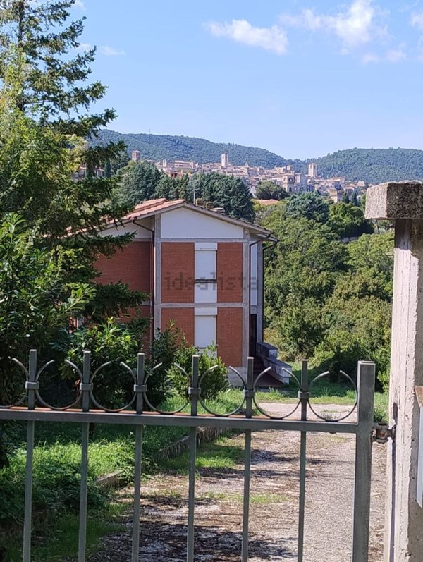 appartamento in vendita a Narni in zona Narni Scalo