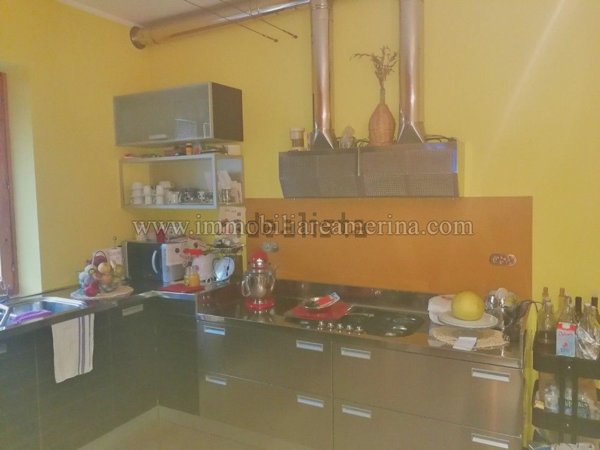 appartamento in vendita a Narni in zona Montoro