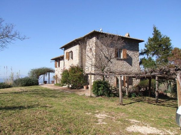 casa indipendente in vendita a Narni in zona Vigne